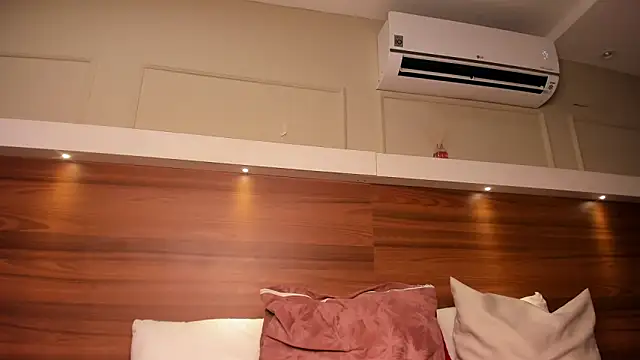 AriadnaHarper's cam snapshot