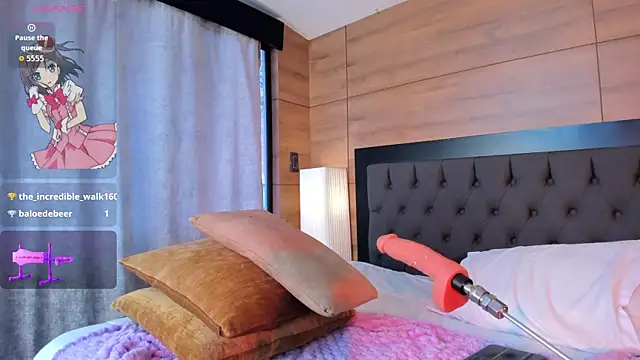 CoralineRoss_'s cam snapshot