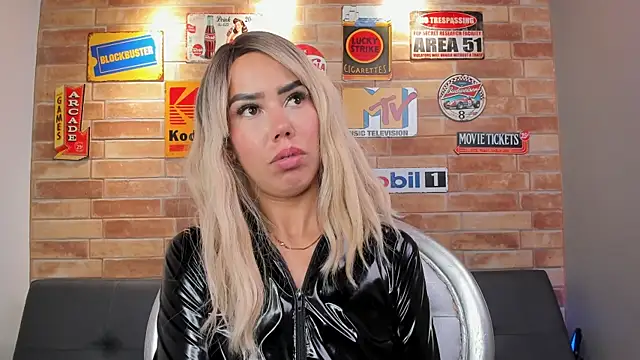 foxy__isabella's cam snapshot