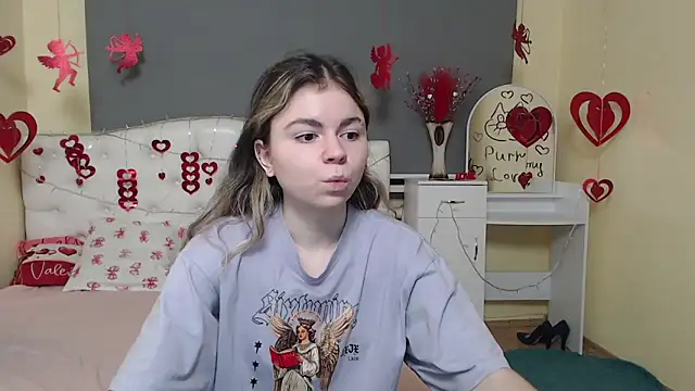 TinaRedly live sex cam