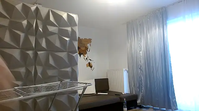 Squirtybaby0229 live sex cam