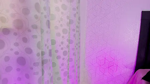 Gaia_Collins's cam snapshot