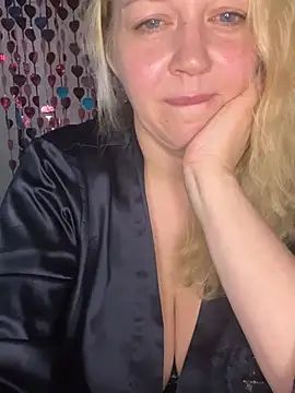 JenniferCarmen live sex cam