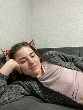 Lady_woman's cam snapshot