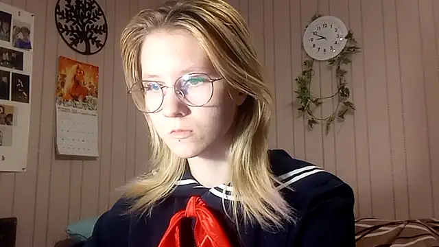 RunawayBr1de's cam snapshot