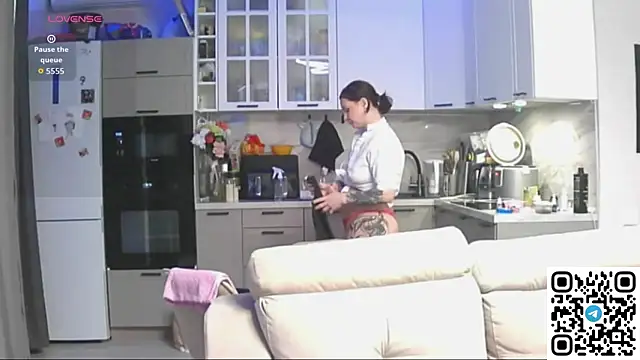 porrrno_pony's cam snapshot