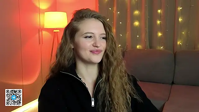 TesssaHart live sex cam