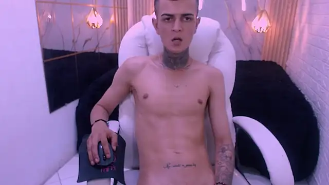 benjamin_anthony's cam snapshot