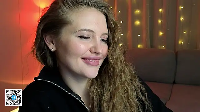 TesssaHart's cam snapshot