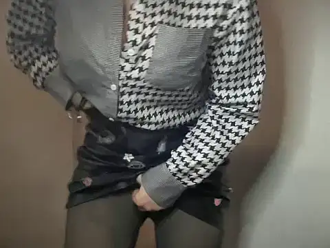 Le_Tirelipimpon's cam snapshot