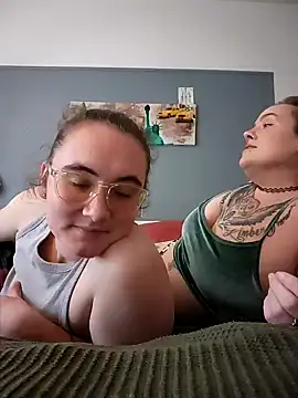 AndHerXO's cam snapshot