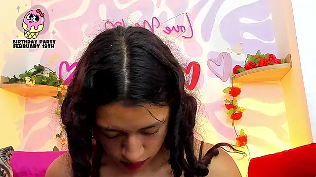 mia_scarlett7's cam snapshot