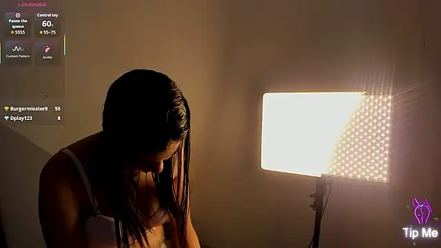 Naya_Sophia's cam snapshot