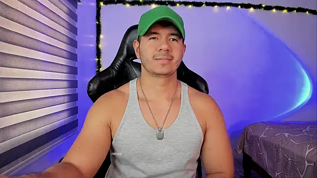 ransoj live sex cam