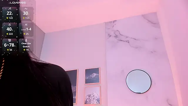 Tiffany_Low's cam snapshot