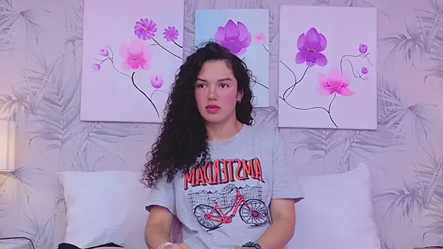 RoxanaAngel's cam snapshot