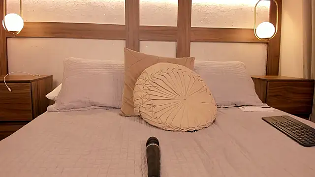 SarhaVega's cam snapshot