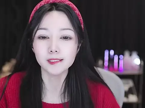 Nuyoah-77 live sex cam