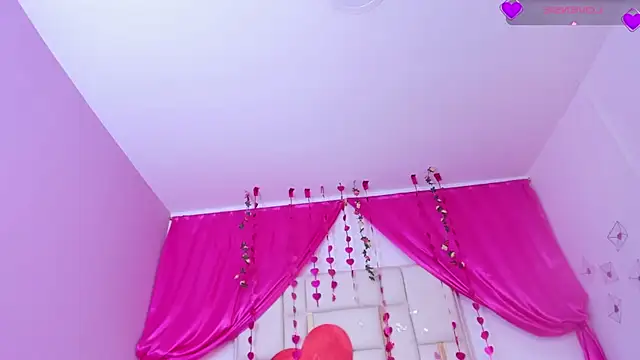 Silvanna-Casstro live sex cam