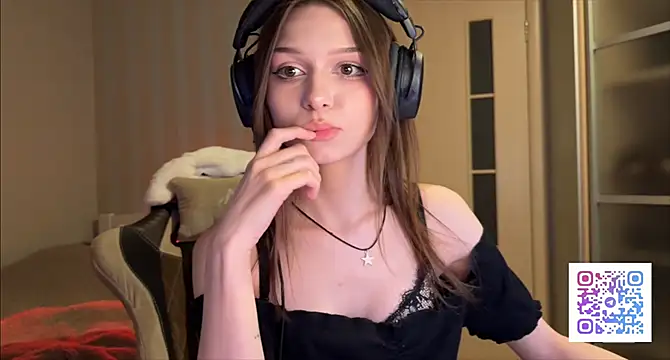 MilaMiuu's cam snapshot