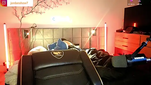 JordanShow live sex cam
