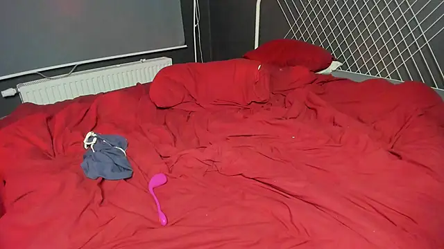 lovely_dovelyyy's cam snapshot