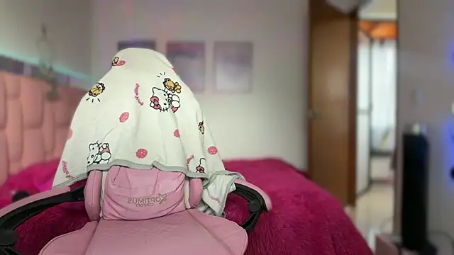 lunesweet live sex cam