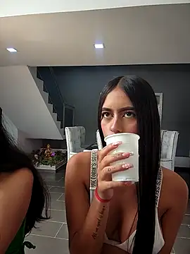 l0lita_emi live sex cam