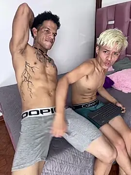 MaxyRyan live sex cam