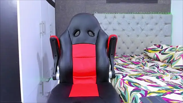 luigi_hot_ live sex cam