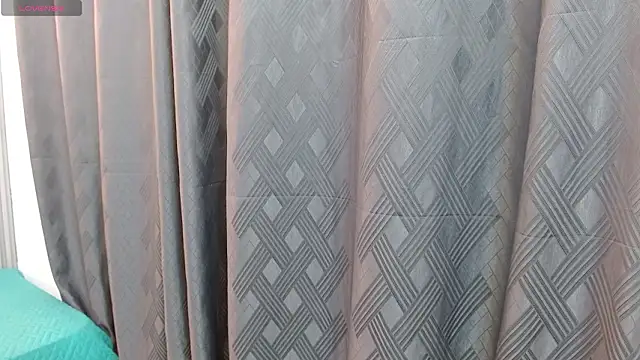 Iantwink18 live sex cam