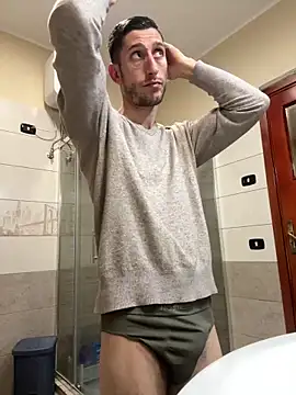 Gionnytav live sex cam