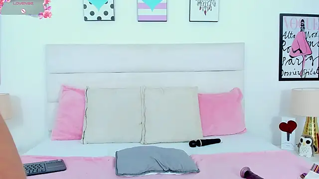 JoslinEvans live sex cam