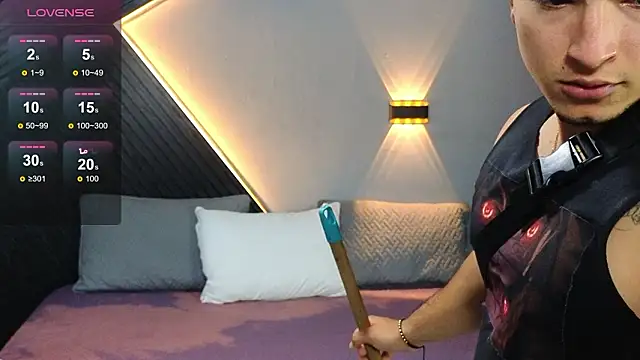 Horny_nick18 live sex cam