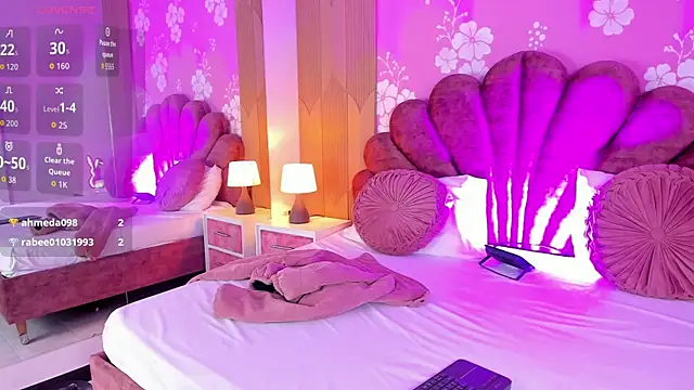 MadisonFox1's cam snapshot