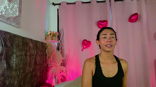 MelanyStone_'s cam snapshot