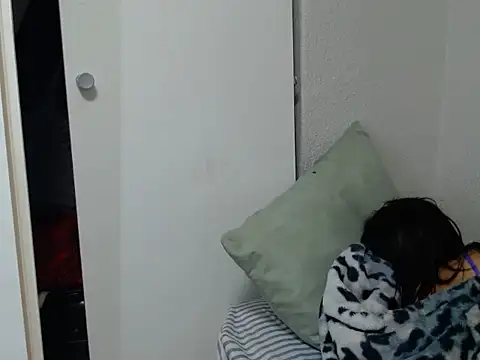 BootyCaramelxx's cam snapshot