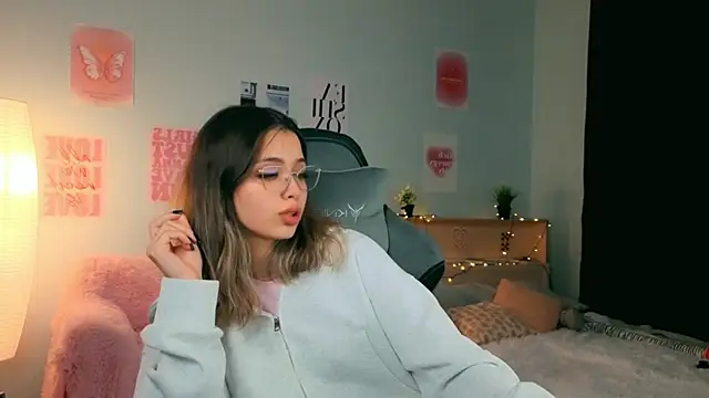 dinnerwithflowers's cam snapshot