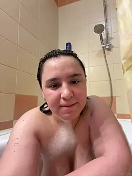 Ms_Luisa's cam snapshot