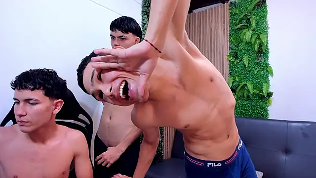 Sexiest_BoysW's cam snapshot