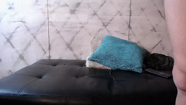 nicktorn's cam snapshot