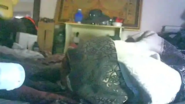 ON3YOULLN3VER_FIR3's cam snapshot