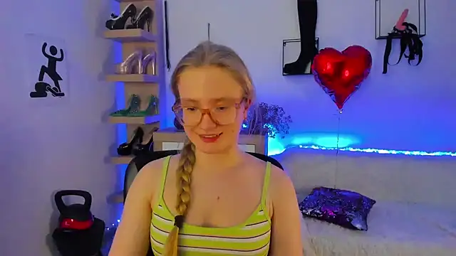 NancyHottie's cam snapshot