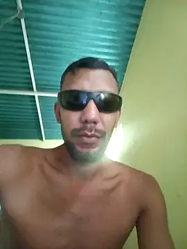 UnreadyChutzpa live sex cam