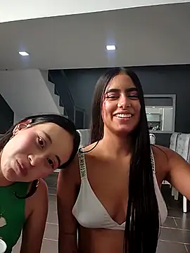 l0lita_emi live sex cam