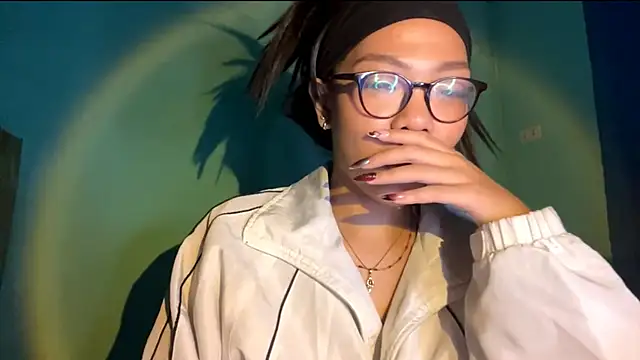 TerisaYellow's cam snapshot