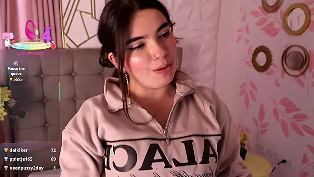 DaphneGlas's cam snapshot