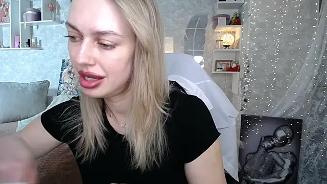 NickyAdamidi's cam snapshot