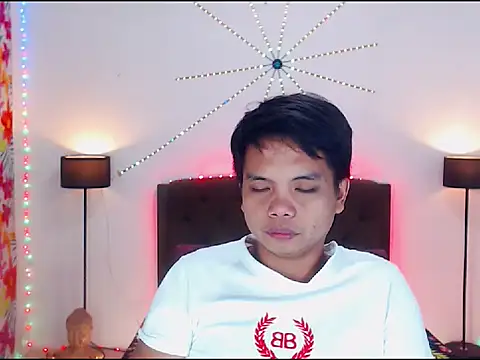 XExtraServiceManX's cam snapshot