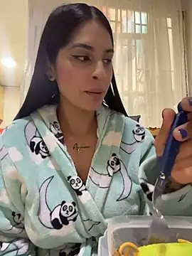 charlotte_stevenss_'s cam snapshot